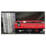 150 Chinet crystal dessert plates & 600 white