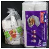 300ct hefty sandwich hinged lid containers. 300ct