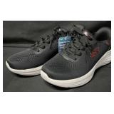Menï¿½s Skechers sneakers, size 9.5