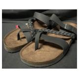 Ladies Mountain Sole leather sandals, size 10