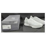 Women's size 10 New Balance shoes