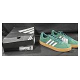 Men's size 10.5 Addidas VL Court shoes