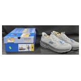 Men's size 8 Skechers shoes
