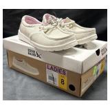Eddie Bauer Ladies size 8 lace up loafers