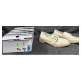 Women's size 9 Dolce Vita shoes