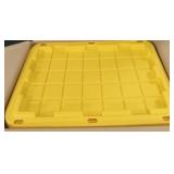 4pk 27gal totes blk and yellow. Not checked for