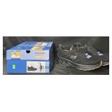 Men's size 9.5 Skechers shoes