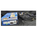 Men's size 13 Skechers shoes