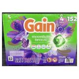 152 Gain flings detergent