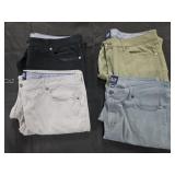 Men's size 42x30 Gap pants