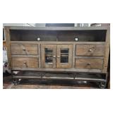 International Furniture Direct entertainment