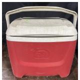 Igloo cooler, 17ï¿½ x 10ï¿½ x 16ï¿½ high