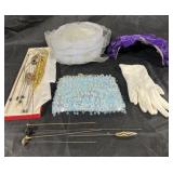 Vintage womenï¿½s hats, hat pins, purse & gloves
