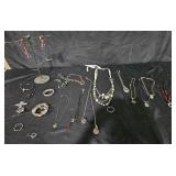 Fashion jewelry. Necklaces.  bracelets. Earrings.