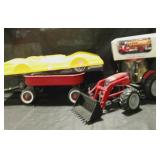 Die cast case 2 toy tractor. 1926 Ford model t