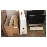 APPLE COMPUTER ACCESSORIES