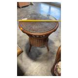 ROUND WICKER END TABLE WITH A GLASS TOP