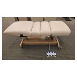 Oakworks PERFORMALIFT Adjustable Massage Table