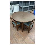 ROUND TABLE WITH 4 CHAIRS