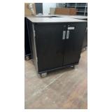 MOBILE CUBE/DESK ON WHEELS