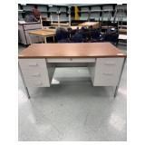 TEACHER DESK