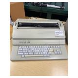 BROTHER ELECTRONIC TYPEWRITER EM-530