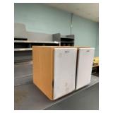 SET OF SONY BOOKSHELF SPEAKERS