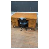 DESK WITH BLUE ROLLING CHAIR