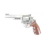 Smith & Wesson 686-6 357 Mag Revolver