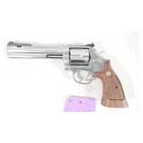 Smith & Wesson 686-4 357 Mag Revolver