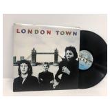 Record album Paul McCartney wings London town