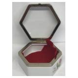 Small ring glass box