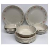 26 piece Correlle  dish set