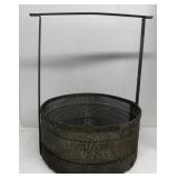 Large metal planter (PICKUP ONLY)