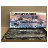 Assault carrier US Navy assault ship model kit
