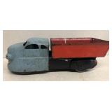 Breast truck red bed gray cab