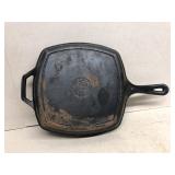 Cast iron skillet lodge