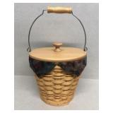 2002 longaberger basket With protector and liner