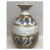 Pottery vase, hand-made