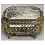 Jewelry box with swan decoration