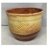 Haeger pottery planter