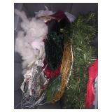 Tote of holiday wreath