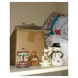 Closet With Christmas Items, Blankets,Batting