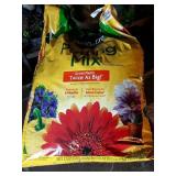 Miracle Gro Potting Mix