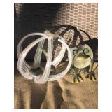 Hummingbird and frog solar light hummingbird d