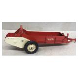 Tru-Scale manure Spreader, nice condition