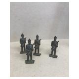 4 Gray iron soldiers G5