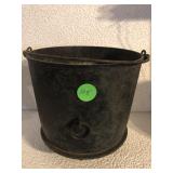 Footed cast iron pot