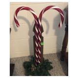 Candy cane display (PICKUP ONLY)