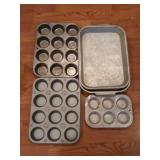 Metal Muffin Pans And Cake Pans